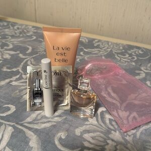 Lancôme La vie est belle perfume & lotion.
